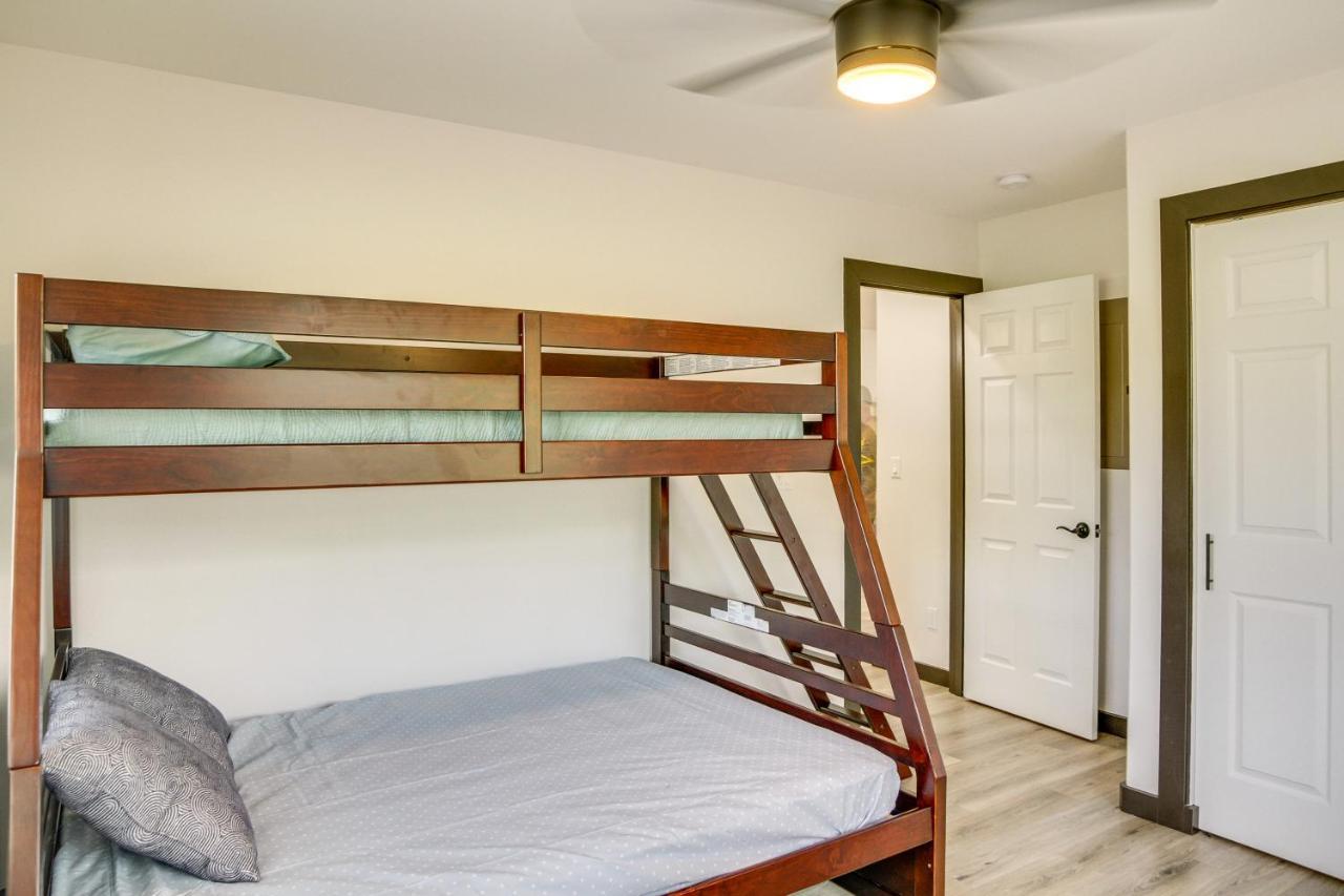 Keaau Getaway With Patio, 3 Mi To Shipman Beach! Exterior photo